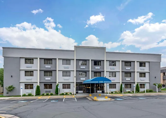 Comfort Inn Herndon-Reston