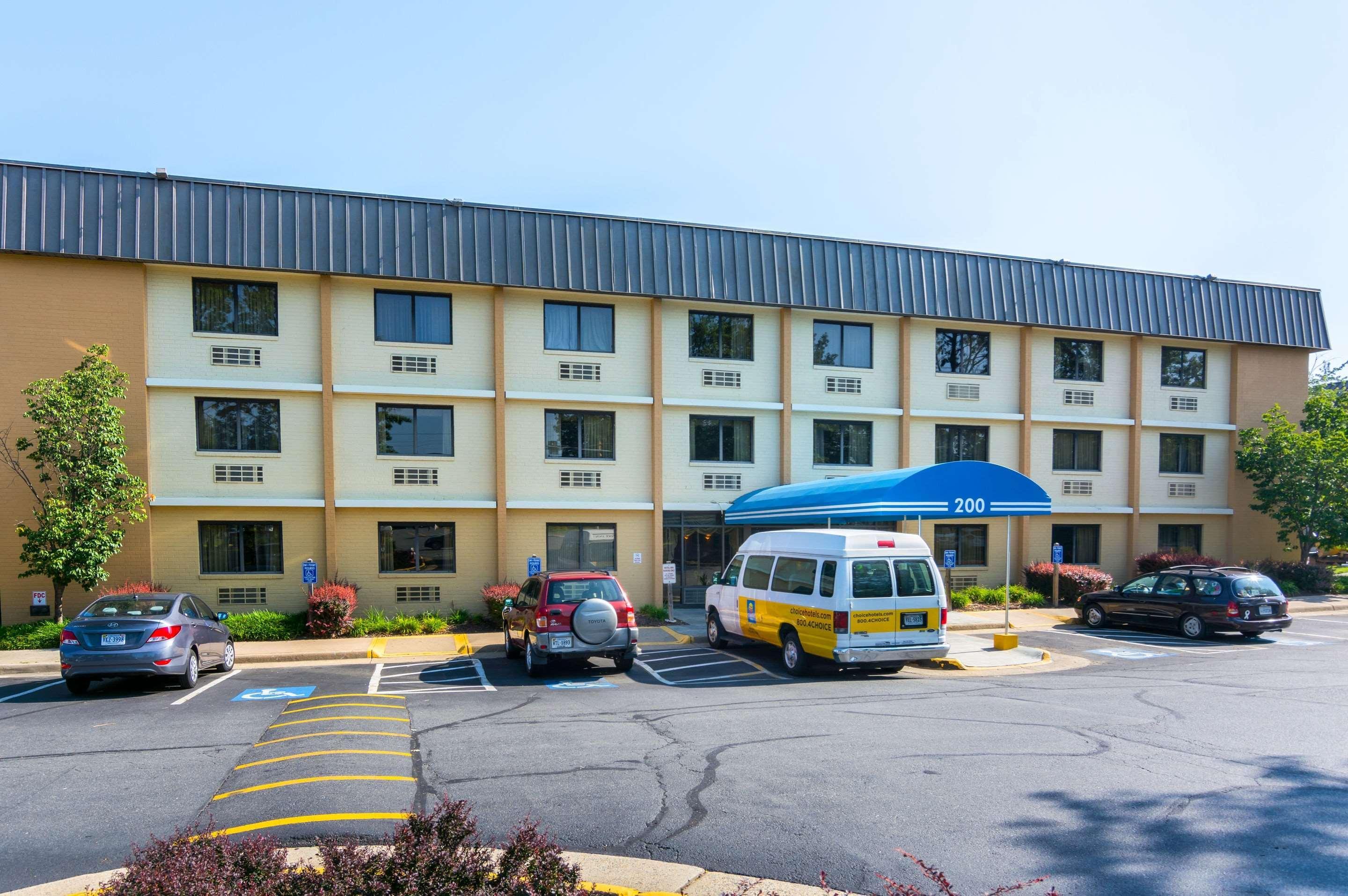 Comfort Herndon-reston Inn
