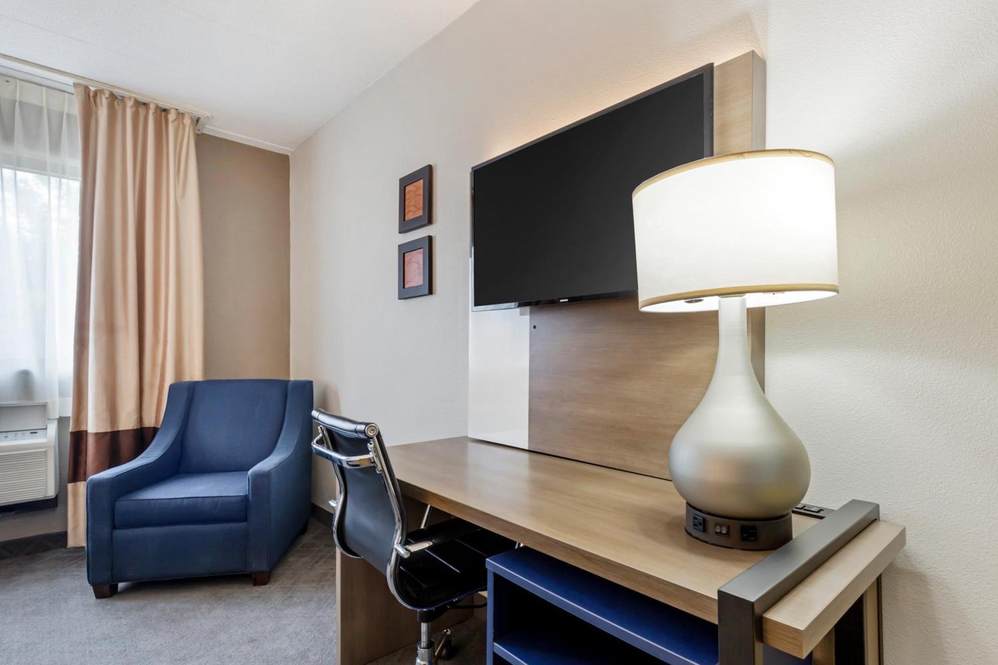 Inn Comfort Herndon-reston 2*